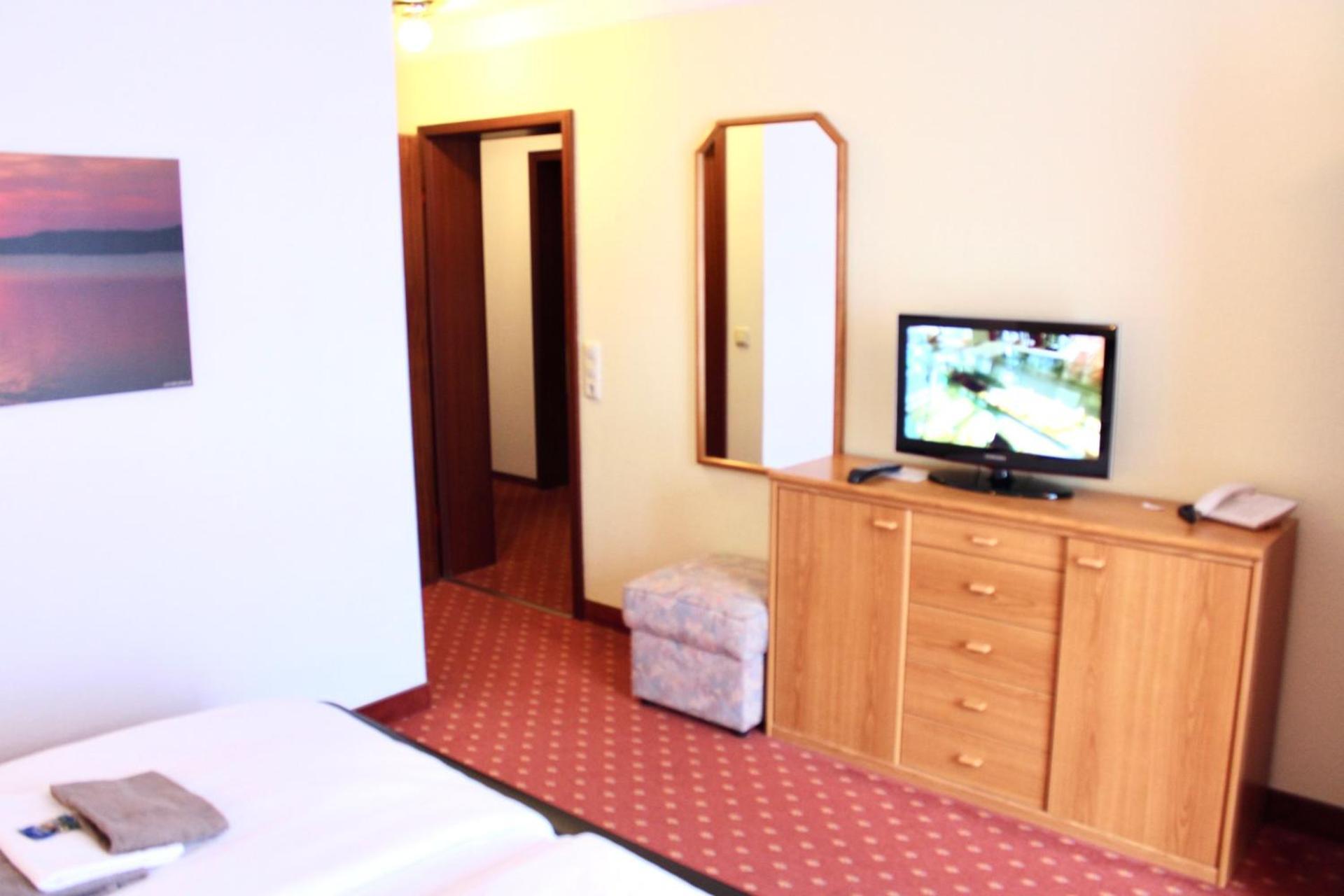 Hotel Seerose Bad Маленте Экстерьер фото